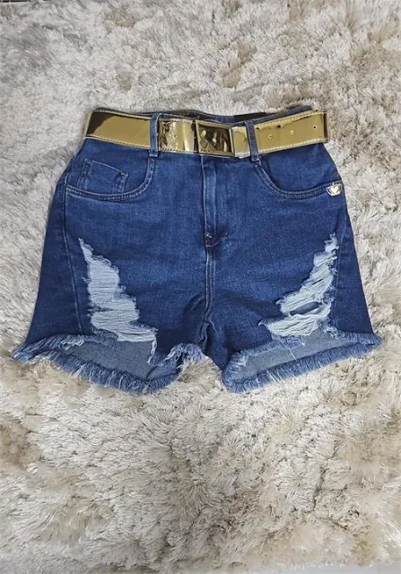 Short com Cinto