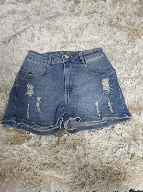 Short Basico