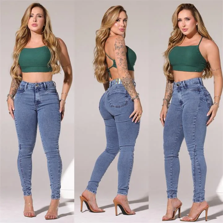Calça Skinny Premium com Recorte