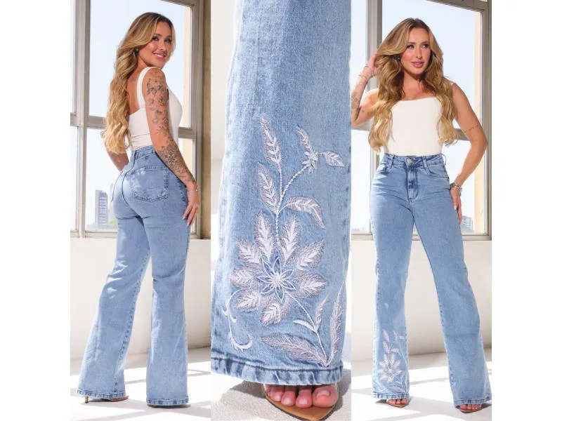 Calça Flare Premium com Bordado